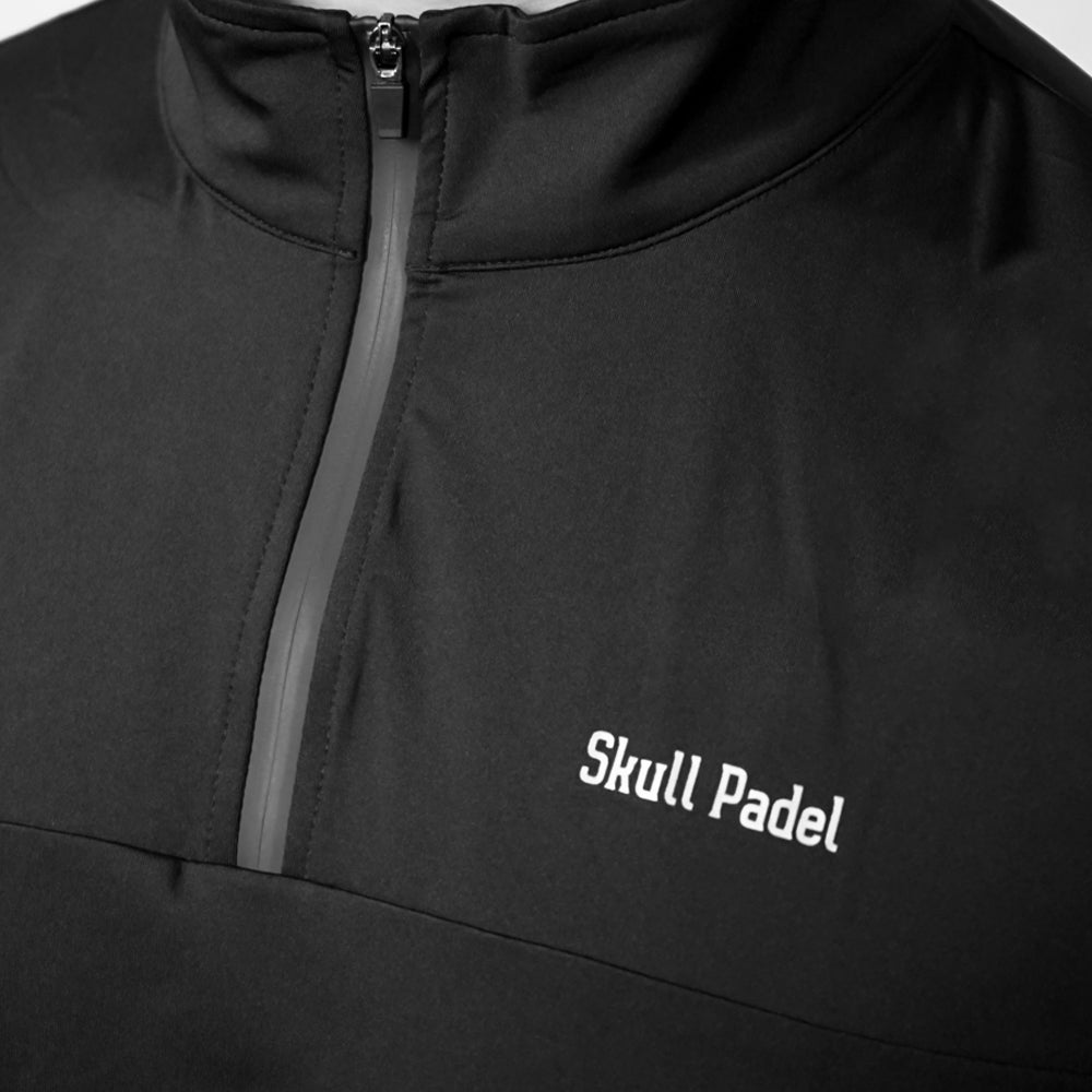 SKULL LONGSLEEVE - BLACK & WHITE